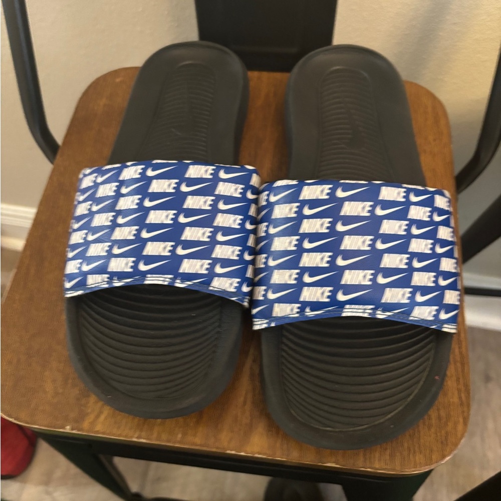 Men’s sz 11